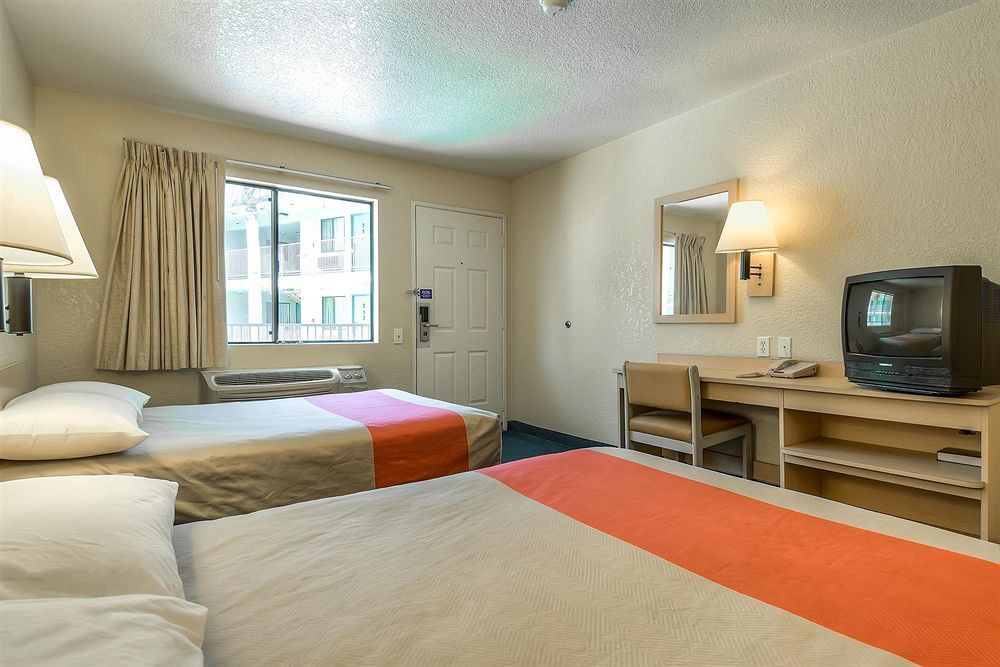 Motel 6-Buena Park, Ca - Knotts Berry Farm - Disneyland Exterior foto