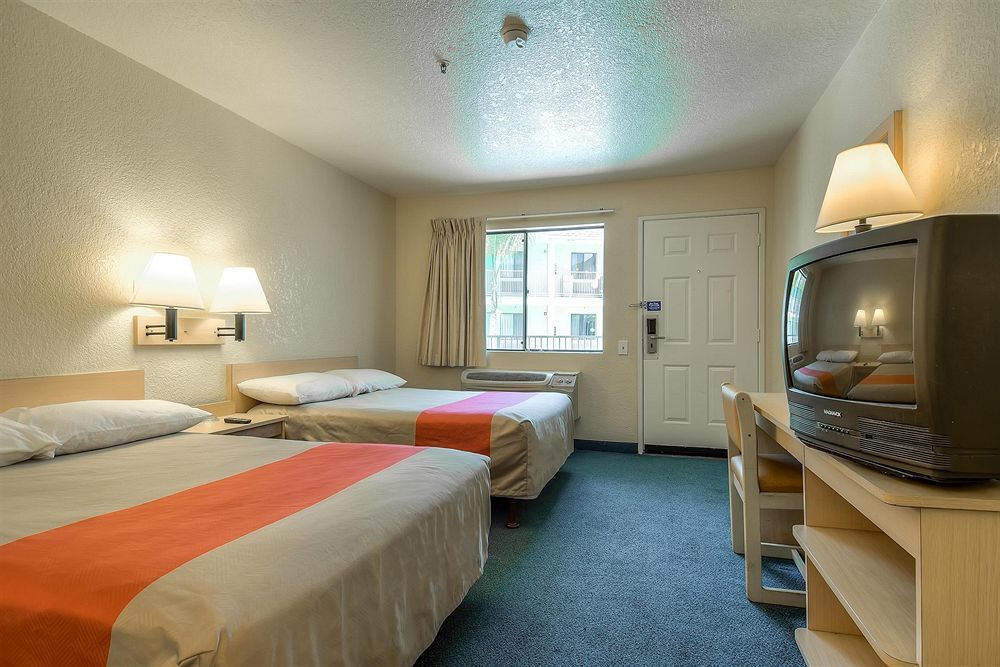 Motel 6-Buena Park, Ca - Knotts Berry Farm - Disneyland Exterior foto